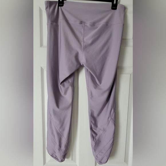 Women's Under Armour Workout Set Hooded Jacket & Leggings Size L & XL Lavender - Picture 9 of 10